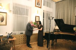 1194th Liszt Evening, Music and Literature Club in Wroclaw 25th Feb 2016.  <br>Ryszard Sławczynski -  the Director of the Music and Literature Club thanks Marta Andrushchak. Photo by Stanisław Wróblewski.